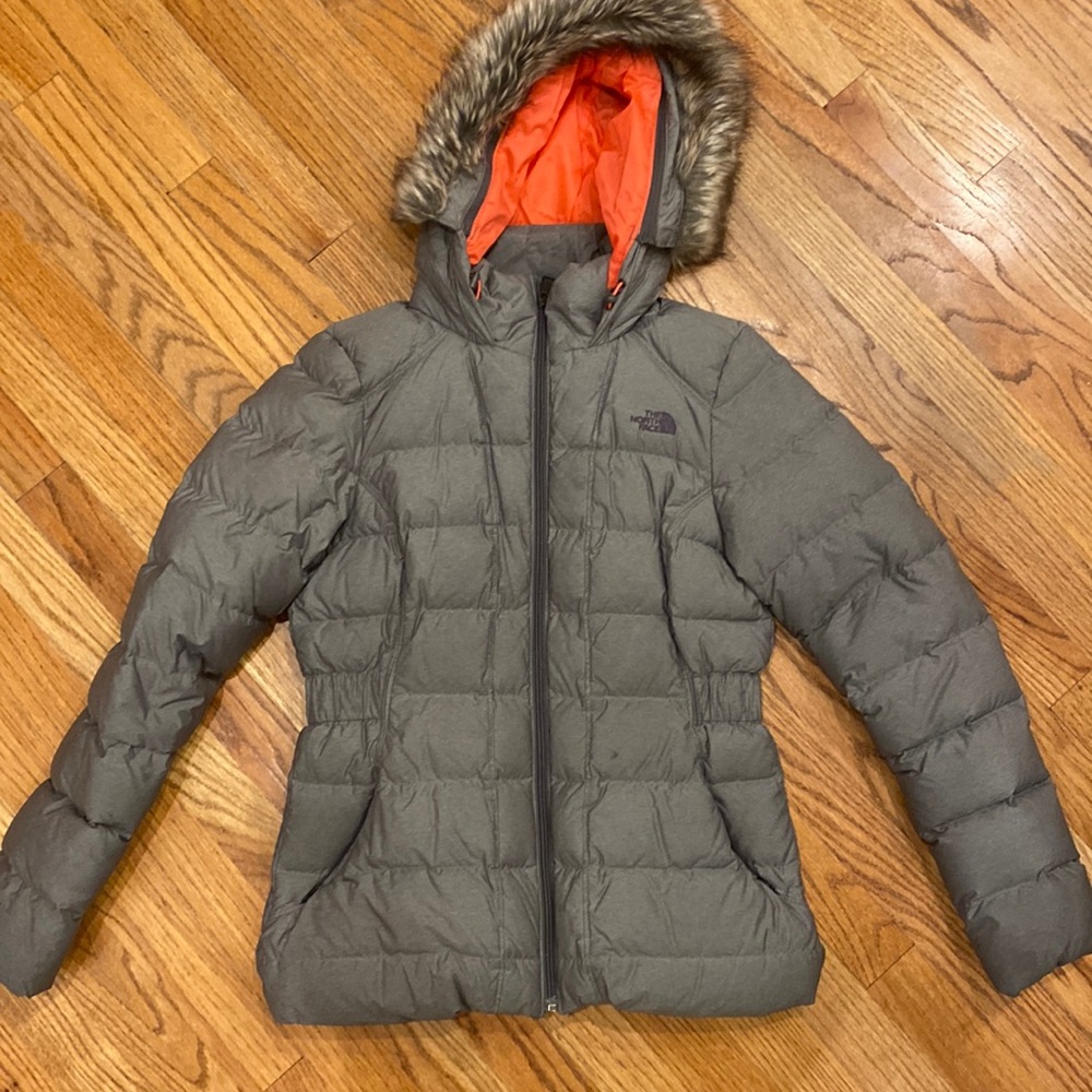 North face 550 womens down ski jacket. Grey, small